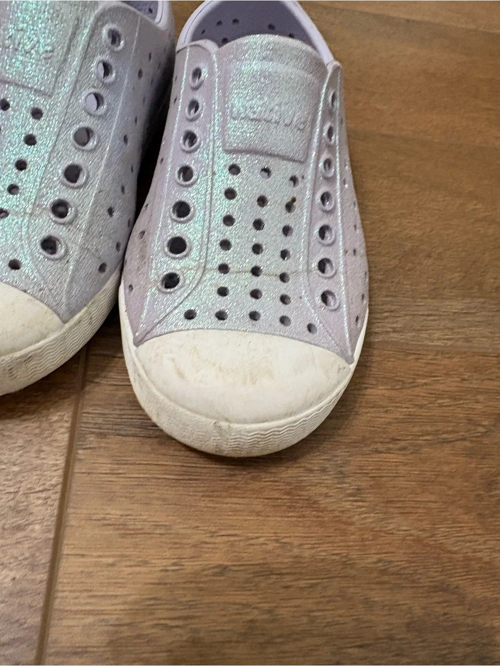 Native Jefferson Bling Glitter Slip-On Sneakers C8